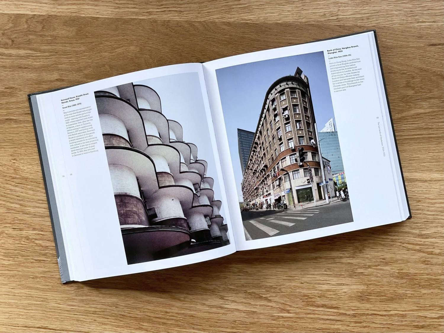 Thameshudson Book & Stationery 100 Years Of Architecture