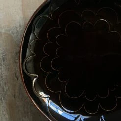 Hakusan Porcelain Shell Flower Platter