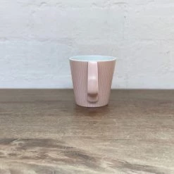 Hakusan Porcelain Stretch Mug