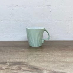 Hakusan Porcelain Stretch Mug