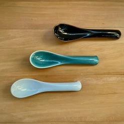 Hakusan Porcelain Ramen Soup Ladle -Renge