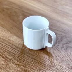 Hakusan Porcelain Tea & Coffee Relief Mug Vertical Lines