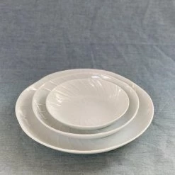 Hakusan Porcelain - White Shell Plate Series - 4 Sizes - Whirlpool