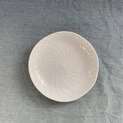 Hakusan Porcelain - White Shell Plate Series - 4 Sizes - Whirlpool